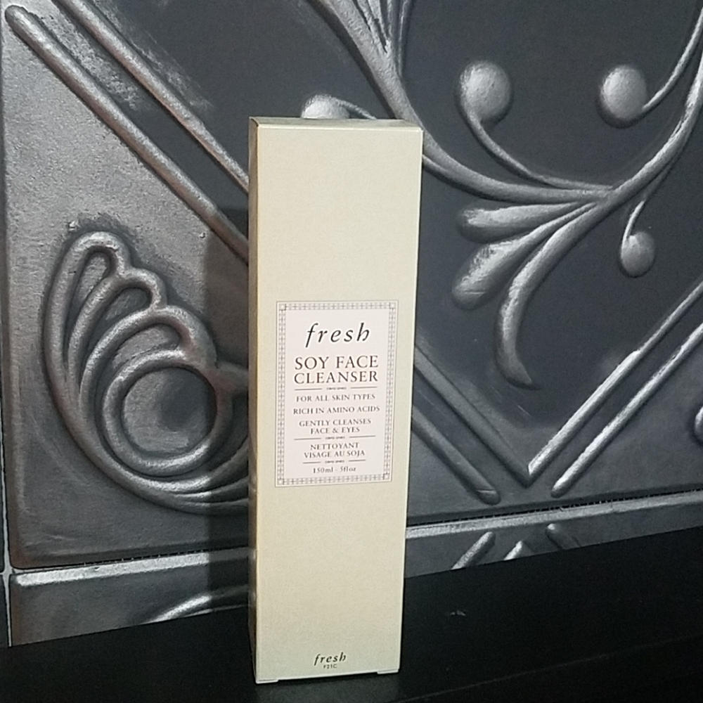 Fresh Soy Face Cleanser